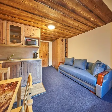 シャレー Baba-jaga Žacléř